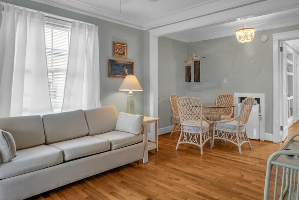 Suite, 1 Bedroom, Non Smoking, Kitchen (King Suite with Full Kitchen) photo 2