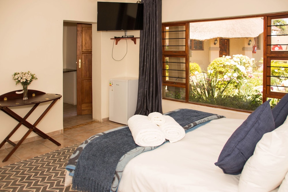 Executive Double Room, 1 Double Bed, Ensuite, Ground Floor photo 1