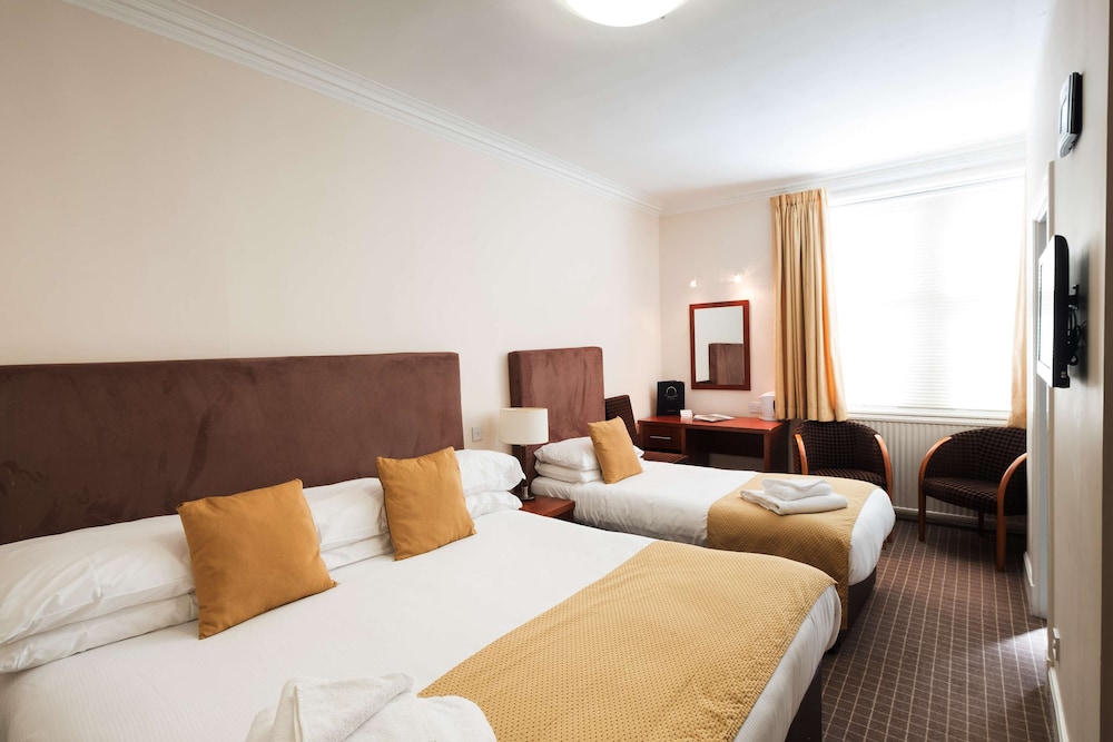 Standard Room, Multiple Beds, Non Smoking photo 1