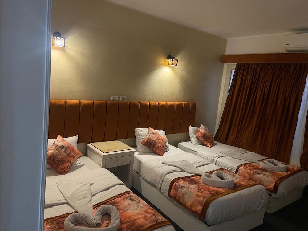 Comfort Triple Room, City View