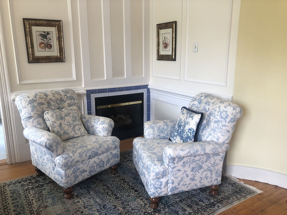 Superior Room, Fireplace photo 2