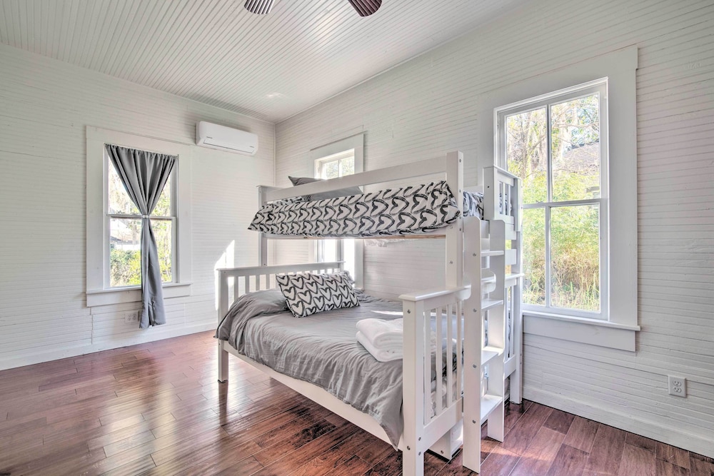 House (2 Bedrooms) photo 1