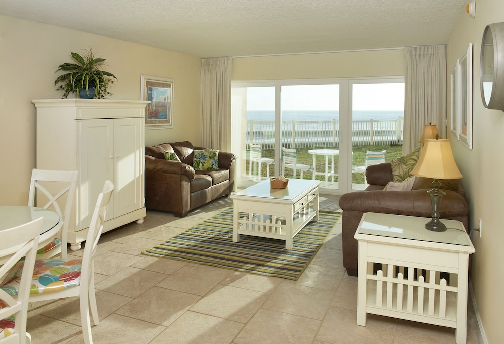 Deluxe Condo, 2 Bedrooms, Ocean View, Ground Floor photo 3