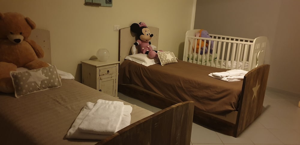 Superior Quadruple Room, Multiple Beds, Accessible photo 2