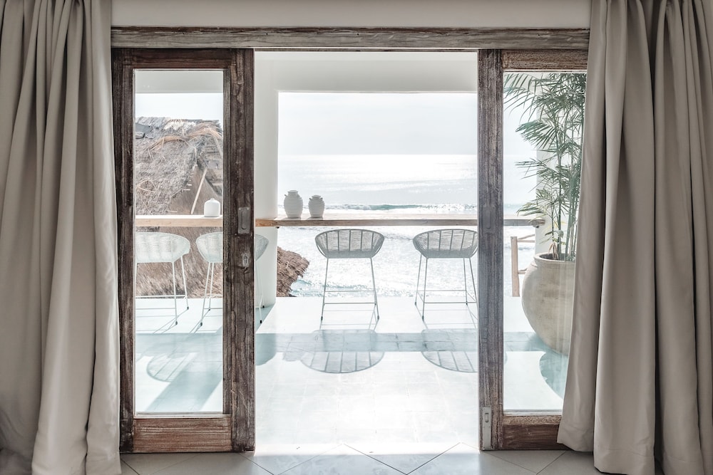 Room, Ocean View