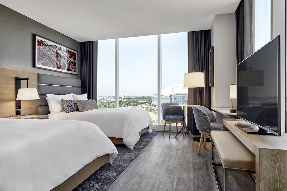 Premium Room, 2 Queen Beds, Corner - Photo 1