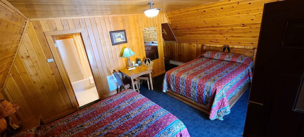 Standard Room, 2 Queen Beds