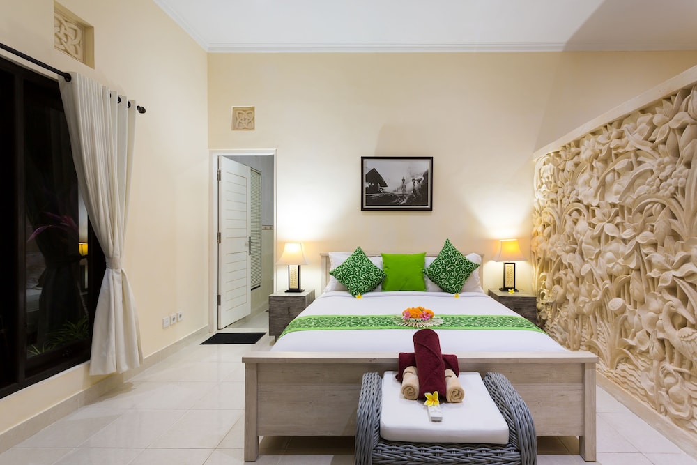 Villa, 3 Bedrooms, 2 Bathrooms