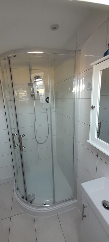 Double Or Twin Room - Photo 3