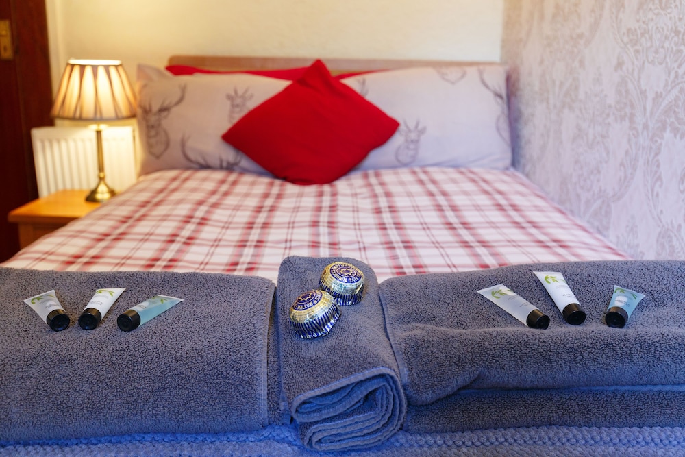 Double Room, Ensuite (Small) photo 2