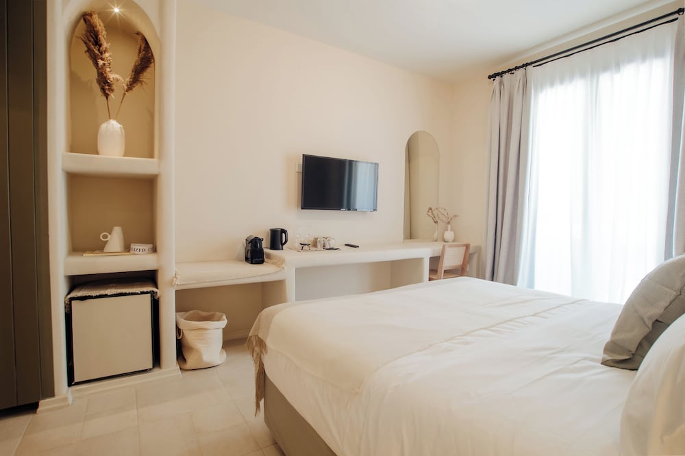Comfort Suite photo 2