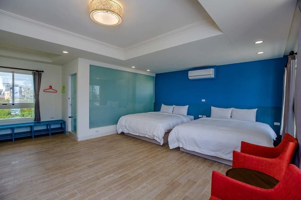 Economy Quadruple Room photo 3
