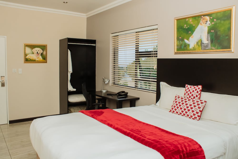room-image