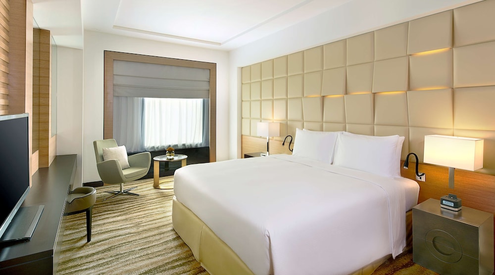 Room, 1 King Bed (Front View) - Photo 10