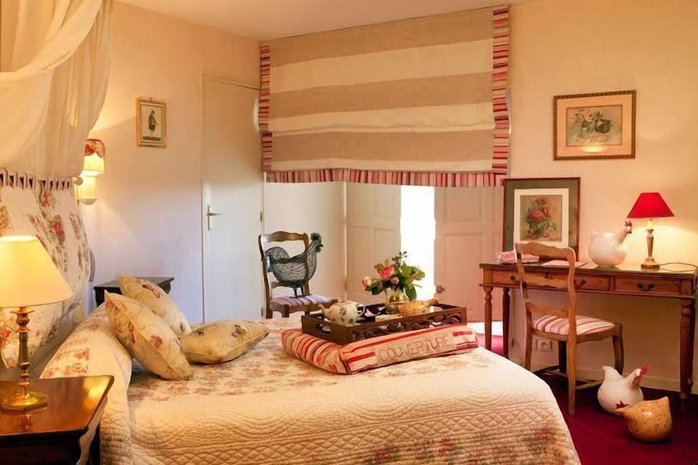 Standard Double Room - Photo 3