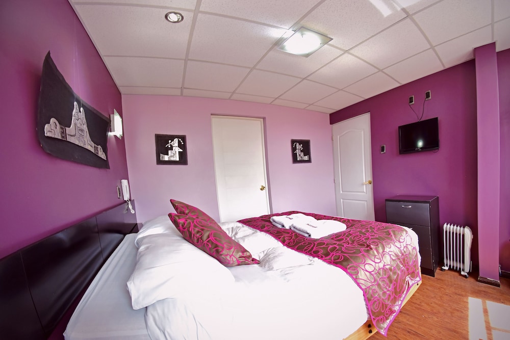 Double Room - Photo 7