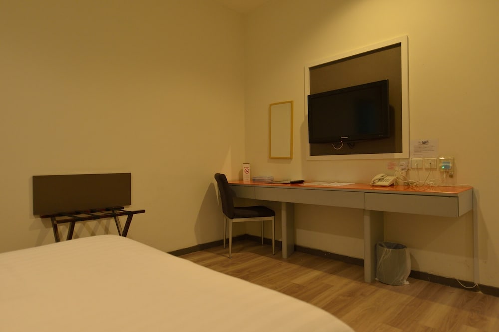 Superior Double Room (No View) - Photo 5