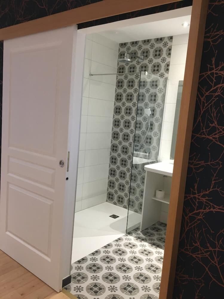 Deluxe Suite, 1 Bedroom, Accessible, Garden View (La Perle) photo 3