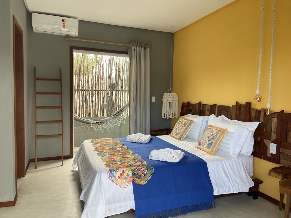 Superior Double or Twin Room, 1 Bedroom, Lanai, Poolside photo 3