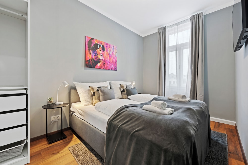 Panoramic Apartment, 2 Bedrooms, Kitchen, City View