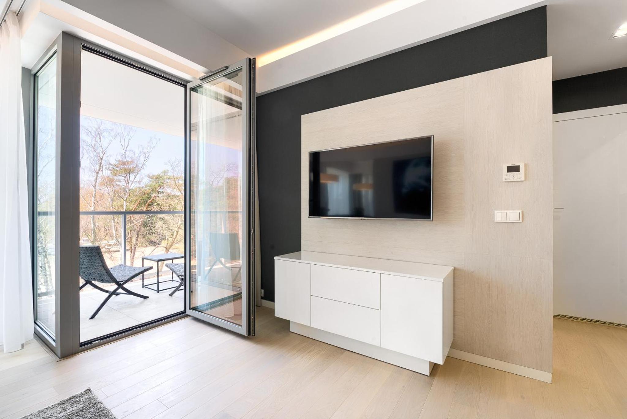 One-Bedroom Deluxe Apartment with partial Sea View 314C photo 2