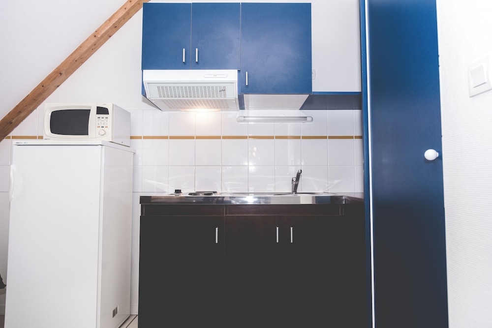 Apartment, 2 Bedrooms - Photo 5