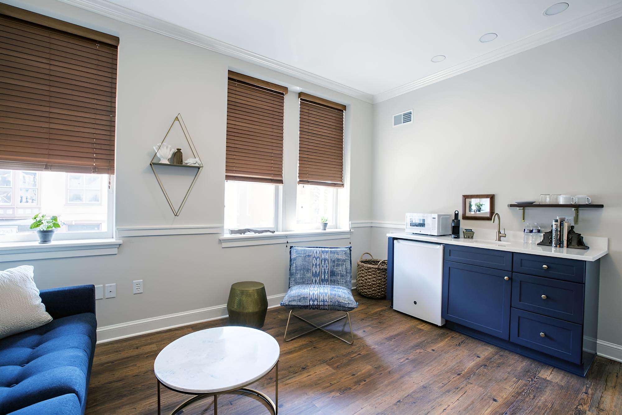 Lydia Hamilton Suite photo 2