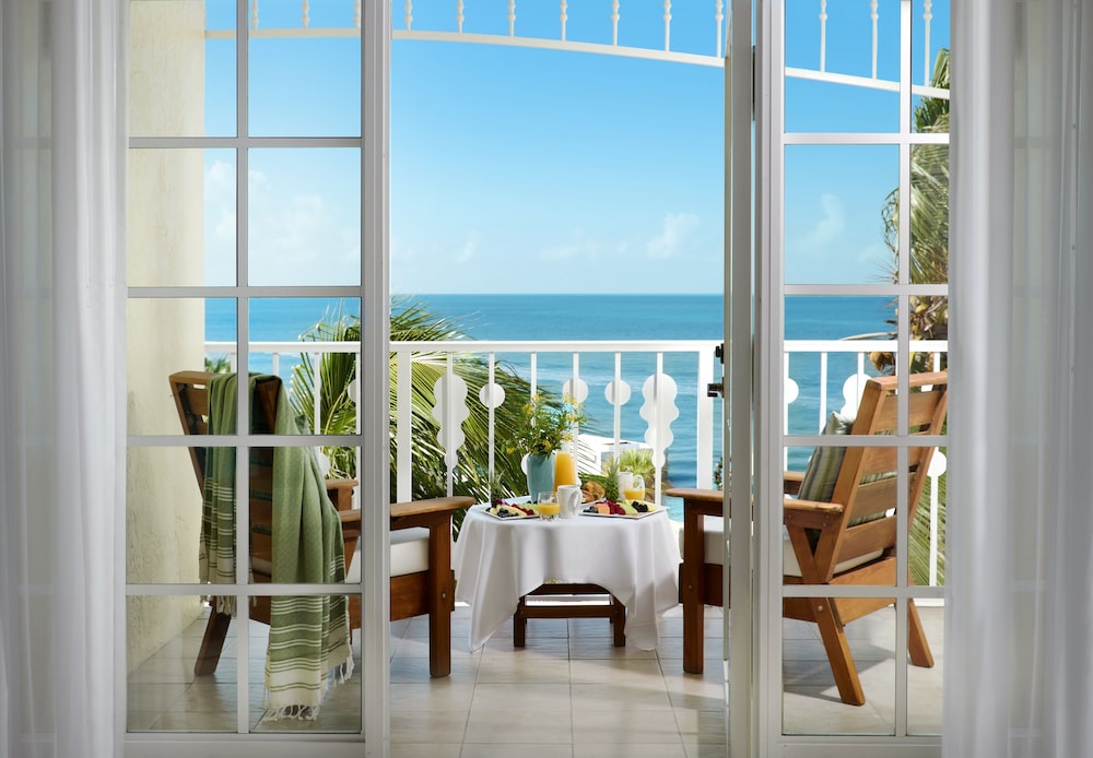 Ocean Front Boutique Suite