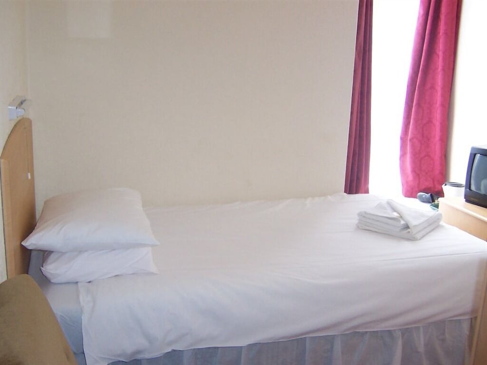 Single Room, Ensuite photo 1