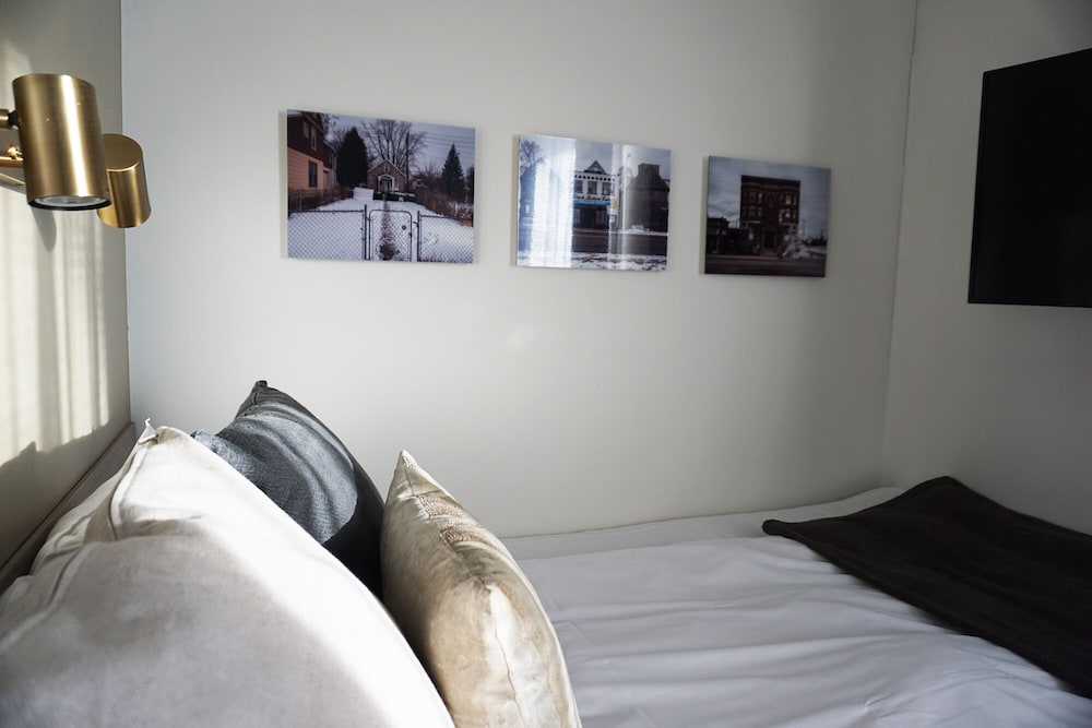 Economy Single Room