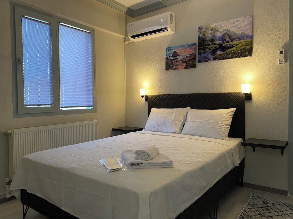 Comfort Twin Room, 2 Bedrooms, City View photo 1