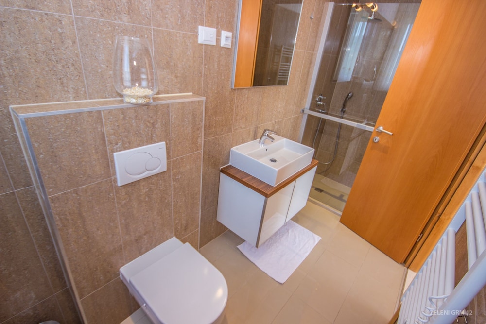 Villa photo 3