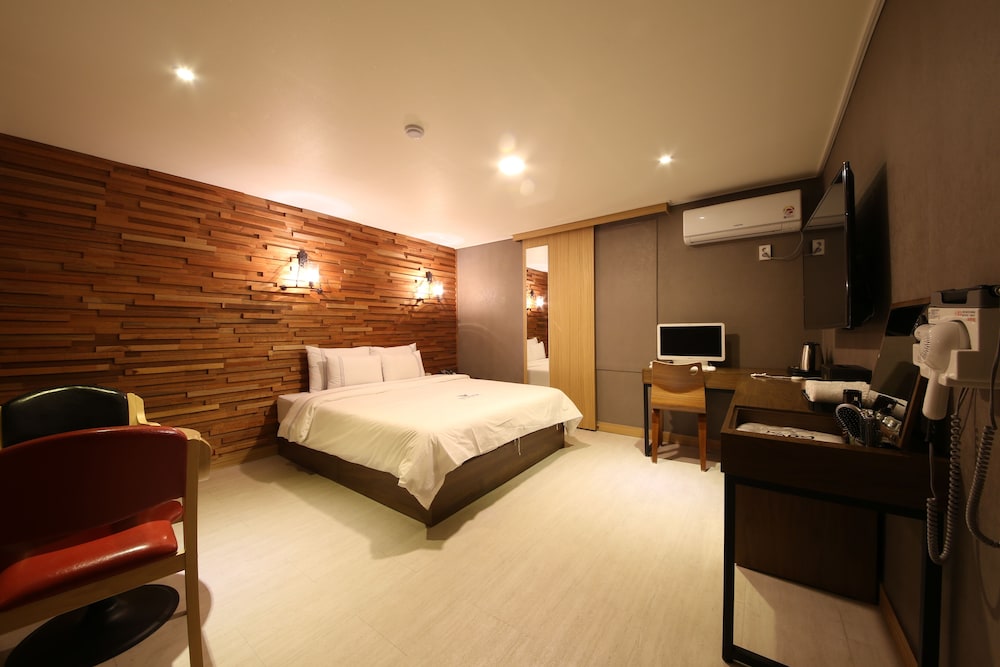Deluxe Double Room photo 3