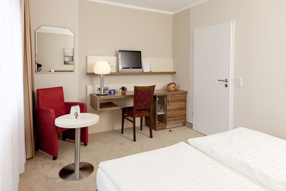 Double Room, Non Smoking photo 3