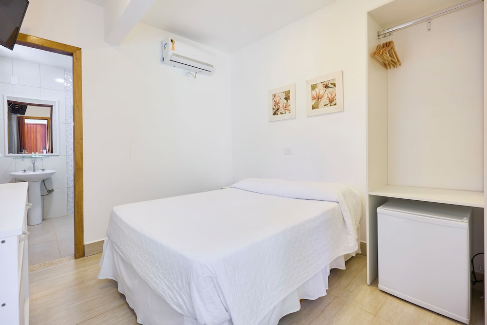 Economy Double Room, 1 Double Bed, Air conditioning, Ground Floor photo 2