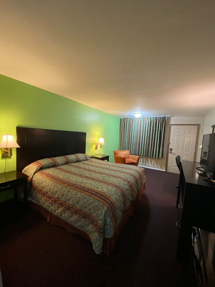 Deluxe Studio Suite, 1 Bedroom photo 3