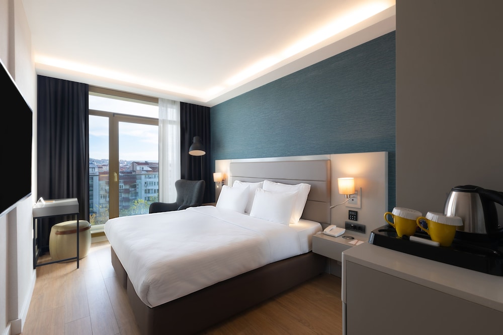 Deluxe King Porsuk River View Room - Photo 1