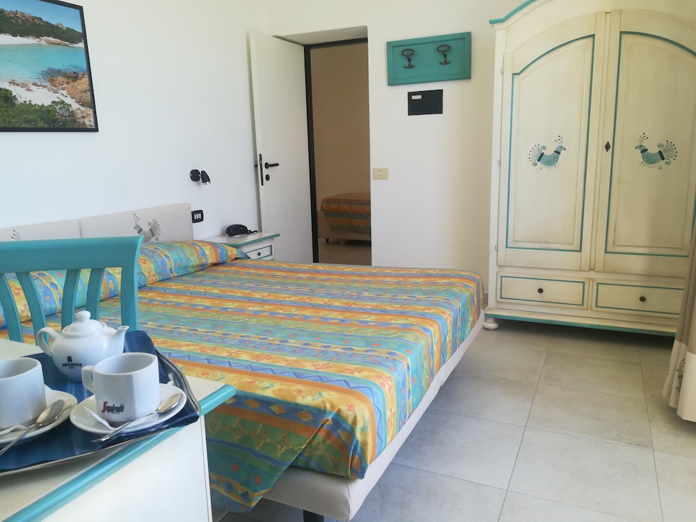 Standard Triple Room - Photo 4