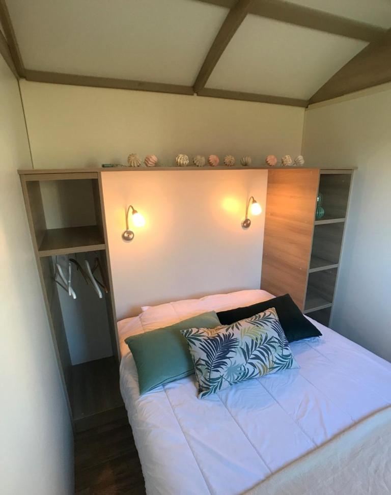 One-Bedroom Bungalow photo 2