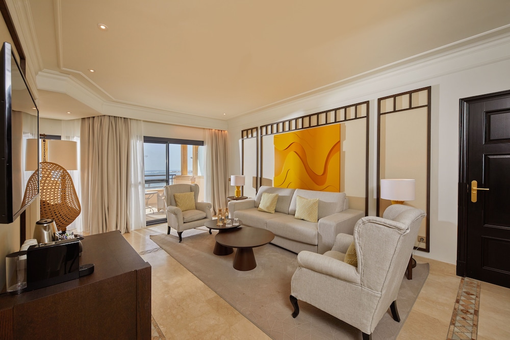 Suite Club Preferencial con Vista Frontal al Océano (2 adultos) photo