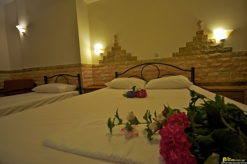 Deluxe Double Room (Extra Bed) photo 2
