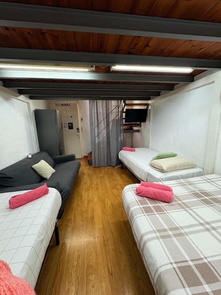 Economy Room photo 2