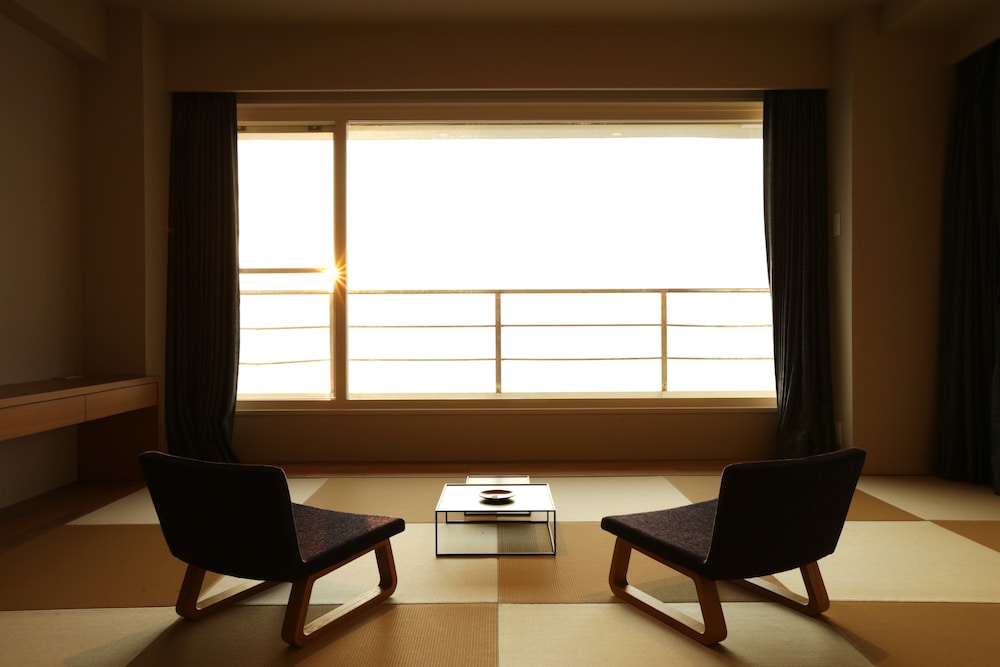 Deluxe Room, Ocean View, Non Smoking (Renovated) - 50sqm, Up to 4 Guests - Photo 4