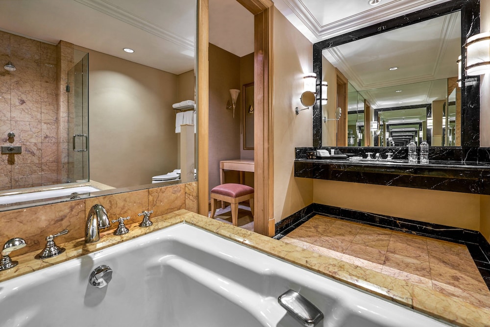Executive Suite, 1 Bedroom, Non Smoking, Kitchenette photo 3