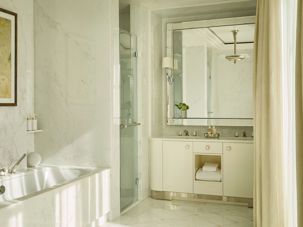 Royal Suite photo 3