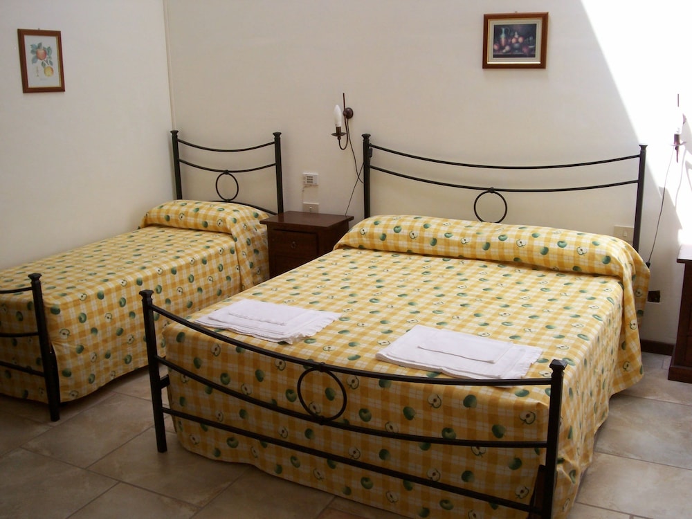 Triple Room photo 1