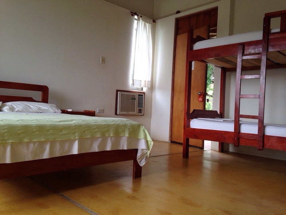 Quadruple Room photo 1