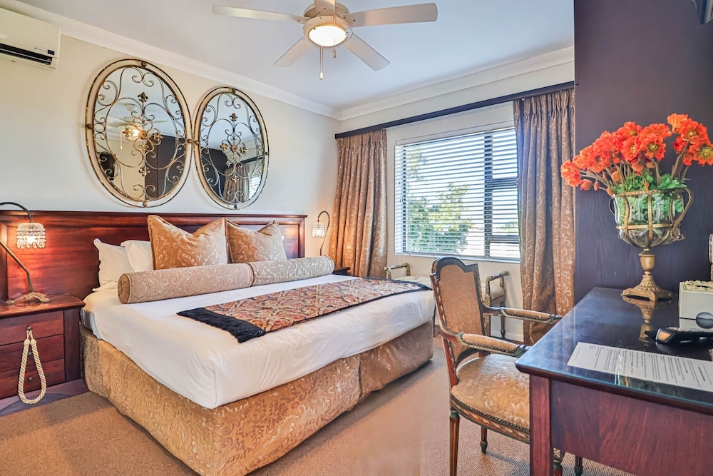 Executive Suite photo 3