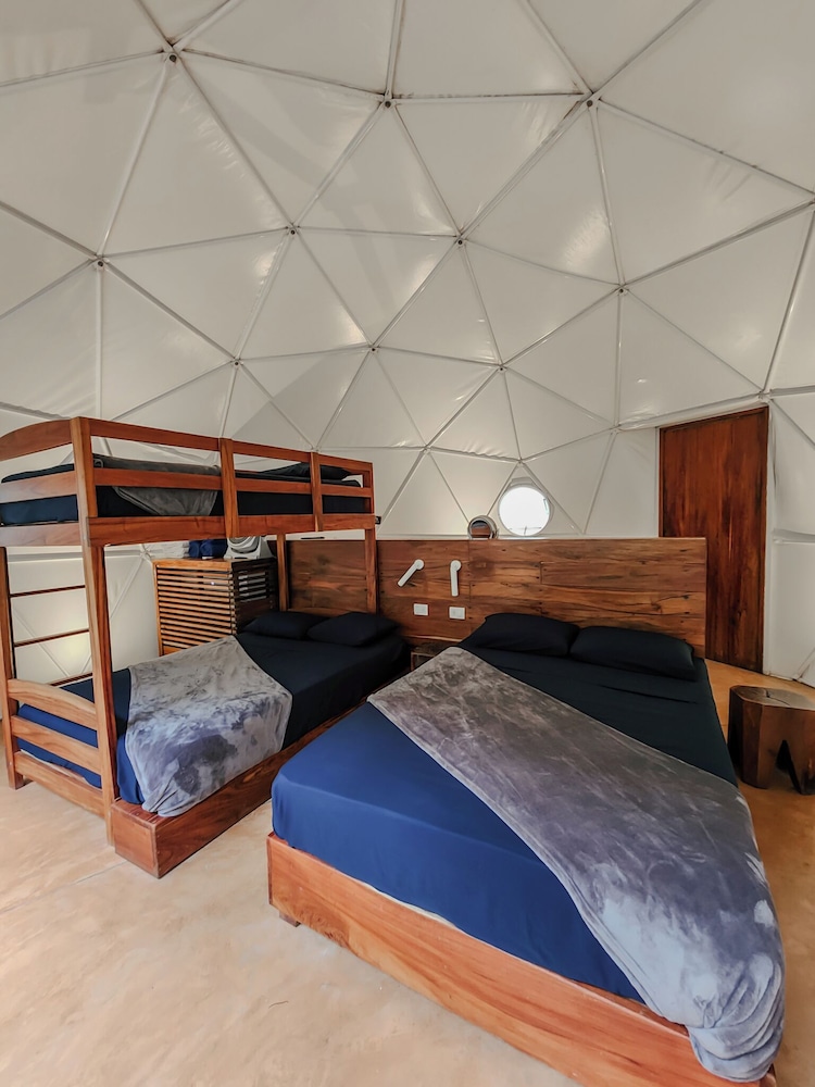 Standard Quadruple Room, 1 Bedroom - Photo 2