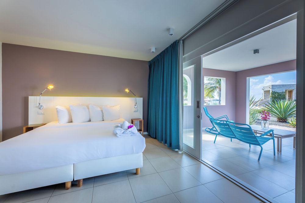 Deluxe Room, Garden View